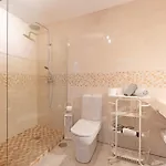 4 Bed Duplex With Stunning Sea Views 公寓 贝纳尔马德纳