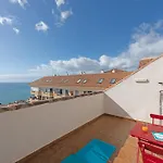 4 Bed Duplex With Stunning Sea Views