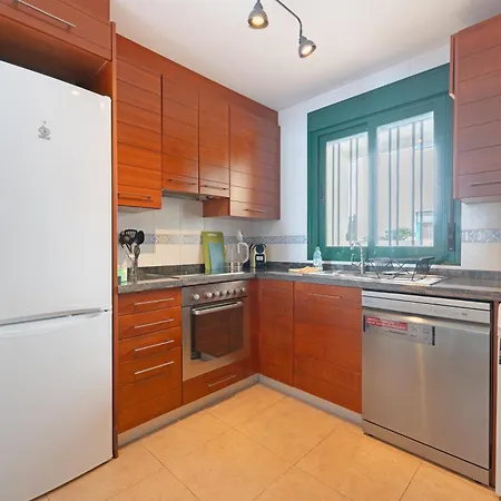 Apartament 4 Bed Duplex With Stunning Sea Views *